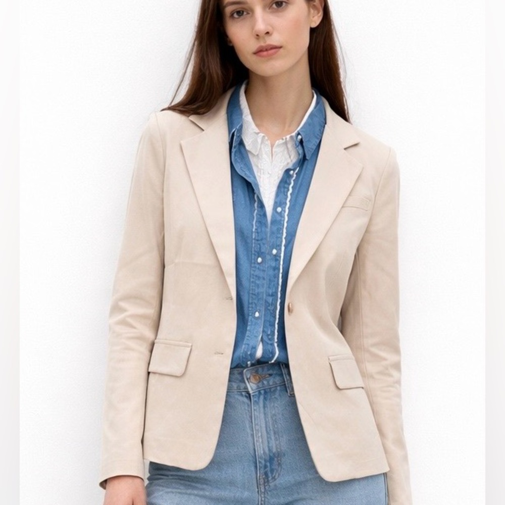 R01. Classic  3 layers Women's Cream Blazer - Tailored Jacket
